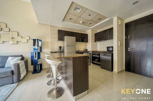 Photo 6 - KOHH – 1BR in Bay Central