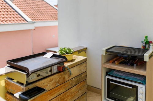 Photo 11 - Simplistic Apartment in Sukosan With Balcony