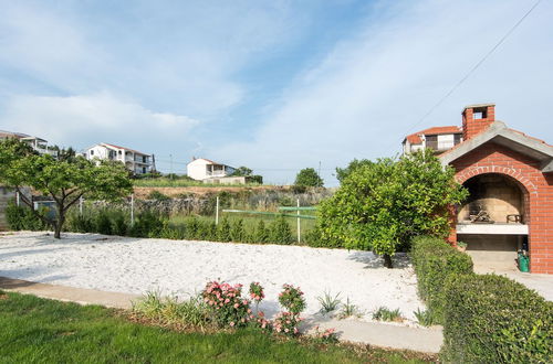 Photo 30 - Modern Apartment in Seget Donji With Terrace