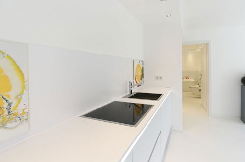 Photo 13 - the white design apartment