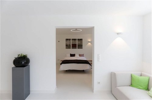 Photo 20 - the white design apartment