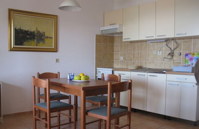 Apartmani Bako Komiza - Foto 20