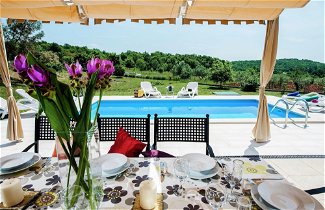 Foto 1 - Attractive Villa in Sorici With Swimming Pool