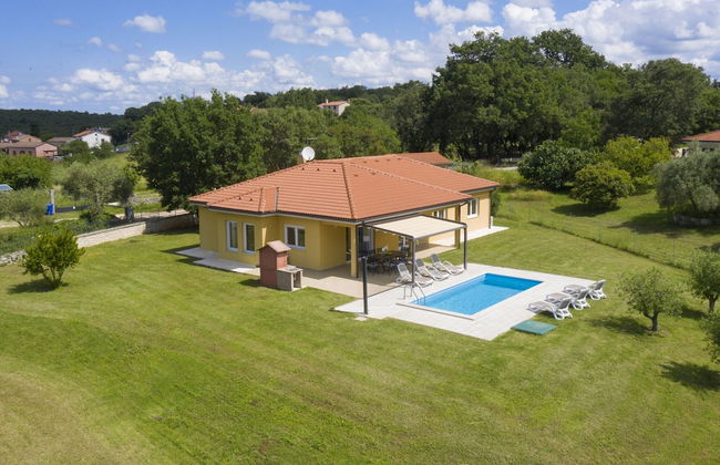 Villa in Sorici With Private Pool - Photo 27
