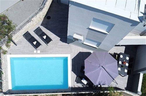 Foto 1 - Sunny apartment with a Private Pool