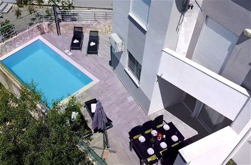 Photo 25 - Sunny apartment with a Private Pool