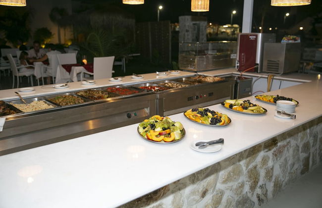 Alia Suites & Alia Beachfront Suites and Spa - Foto 49