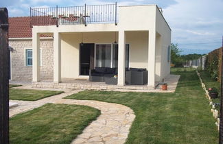 Photo 1 - Attractive Holiday Home With Private Pool