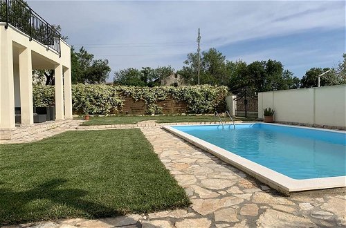 Foto 20 - Attractive Holiday Home in Zadar With Private Swimming Pool
