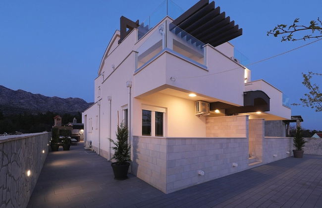 Serene Villa in Seline With Private Swimming Pool - Foto 1
