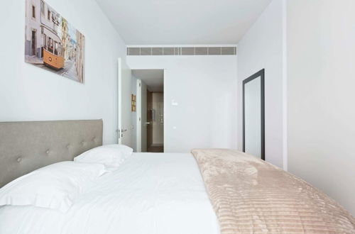 Photo 5 - Spacious 1 Bedroom Apartment Near Baixa