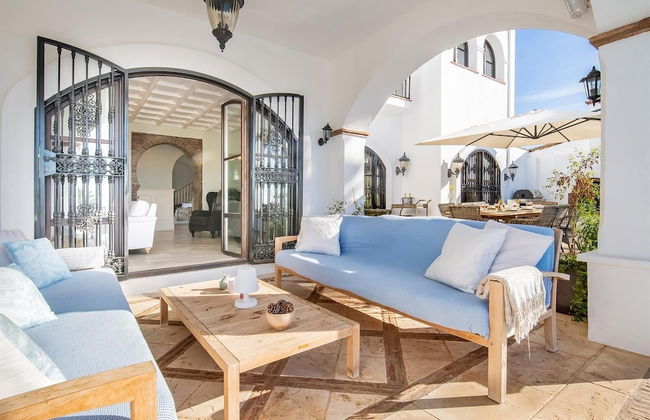 Super Villa Near Beach with Heated Pool - Foto 21