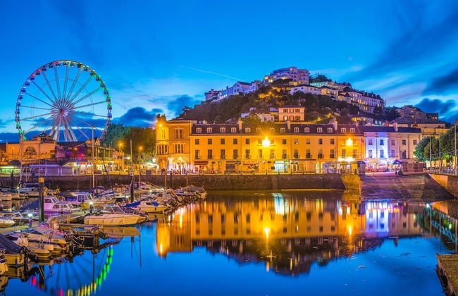 Lovely Period Villa Sleeps 8 Resting in Torquay - Foto 11