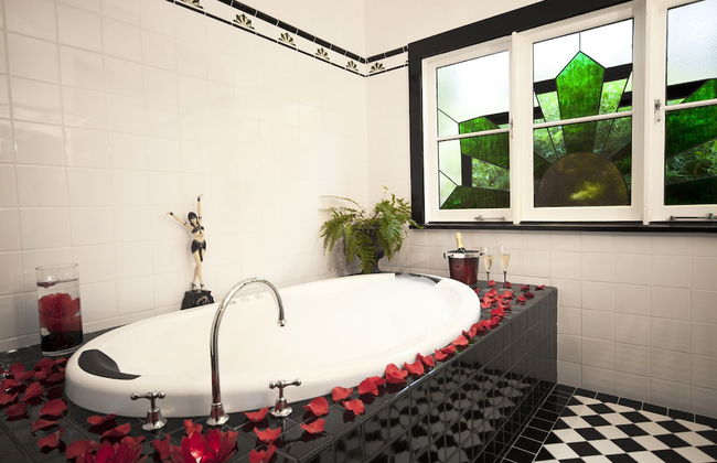 The Gatsby - Photo 10