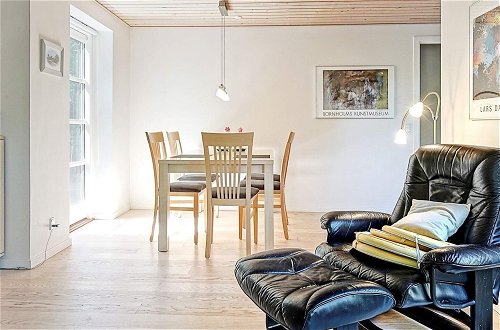 Foto 10 - Spacious Holiday Home in Nexø near Beach