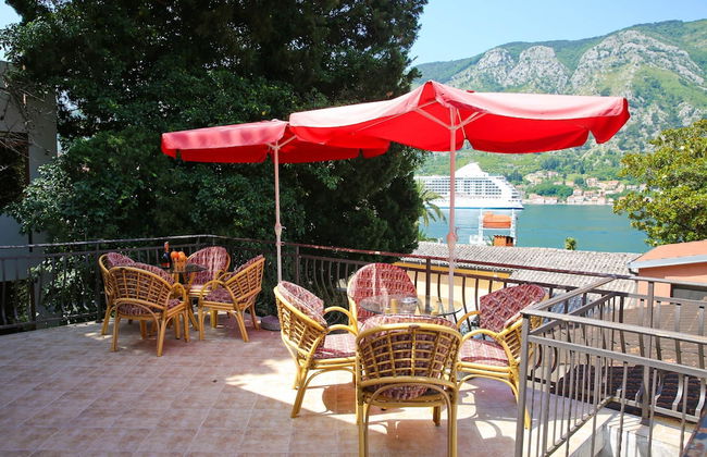 Urosevic Seaside Apartments - Photo 31