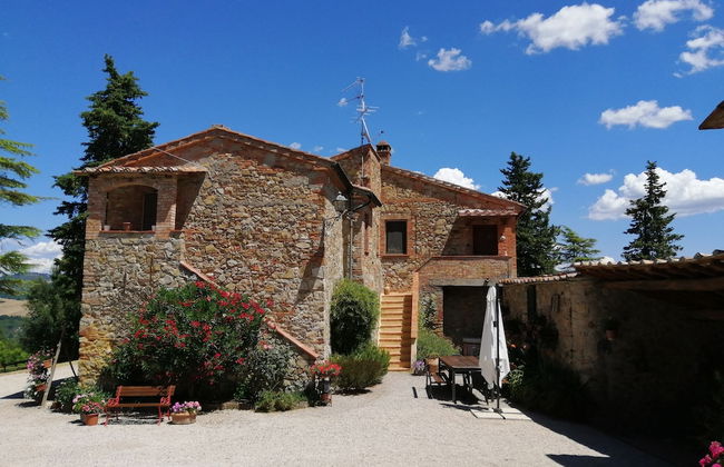 Podere Le Rote Private Farmhouse - Photo 1