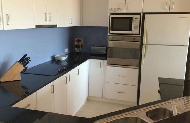Avoca Palms Resort Apartments - Photo 22