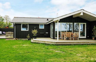 Photo 1 - Cozy Holiday Home in Hadsund near Sea