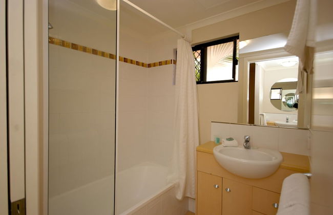 City Plaza Apartments - Foto 16
