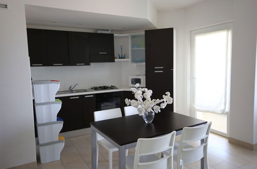 Photo 11 - Apartment 30 Meters From the sea With 6 Beds With Full sea View