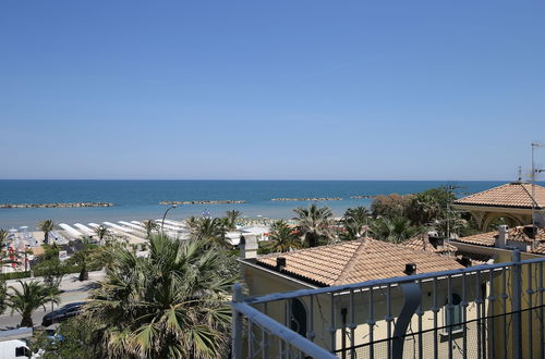 Foto 38 - Apartment 30 Meters From the sea With 6 Beds With Full sea View