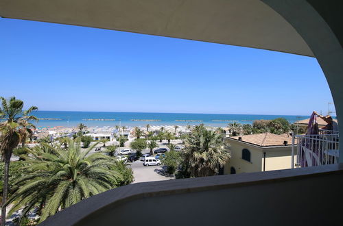 Photo 31 - Apartment 30 Meters From the sea With 6 Beds With Full sea View