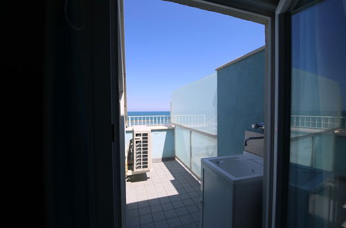 Foto 28 - Apartment 30 Meters From the sea With 6 Beds With Full sea View