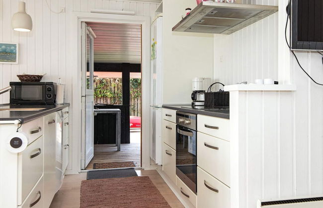 6 Person Holiday Home in Bjert - Photo 3