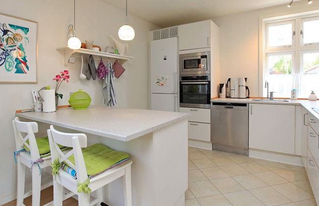 6 Person Holiday Home in Rodby - Foto 12