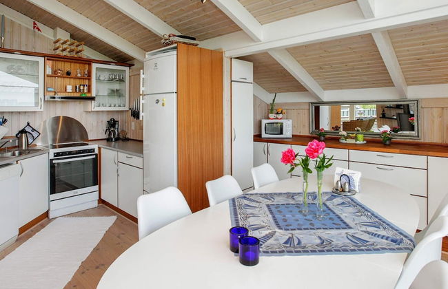 6 Person Holiday Home in Frederikshavn - Foto 5