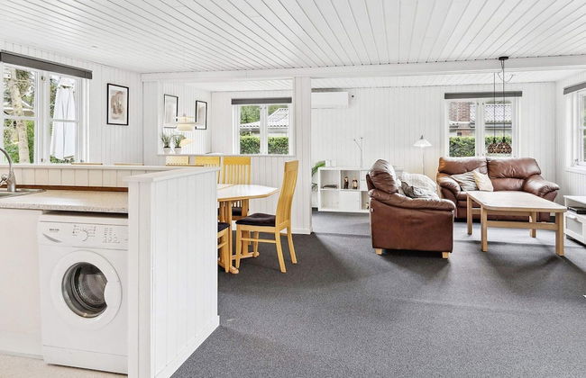 6 Person Holiday Home in Farvang - Foto 9