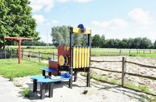 Photo 21 - Tasteful Holiday Home in Sijsele-brugge With Garden