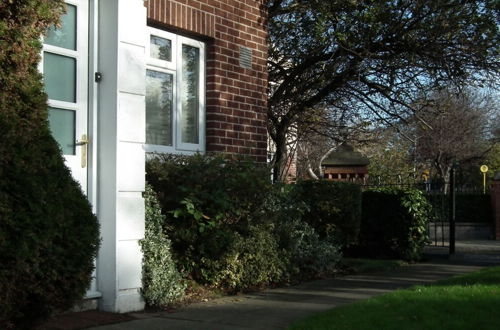 Photo 20 - Modern 2 Bedroom Home Near the RDS Arena