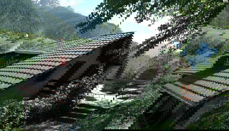 Foto 1 - Charming Chalet Near Trails