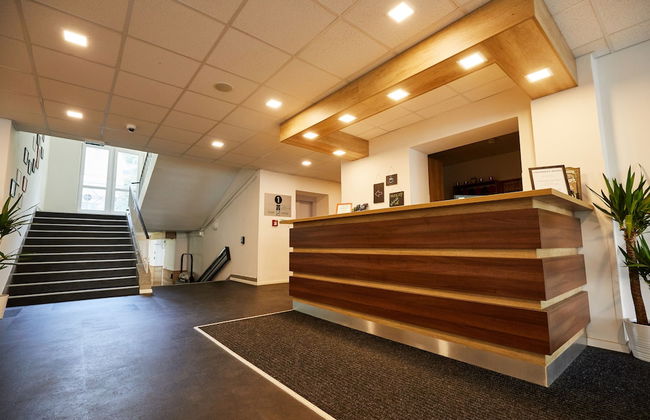 University Hotel - Photo 3