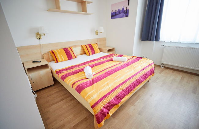 University Hotel - Photo 15