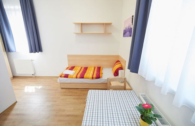 University Hotel - Photo 27