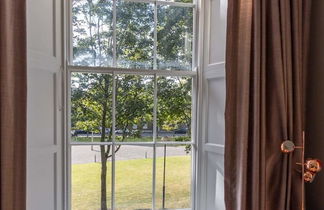 Photo 3 - Magnificent 2 Bedroom Flat in Historic Army Barracks