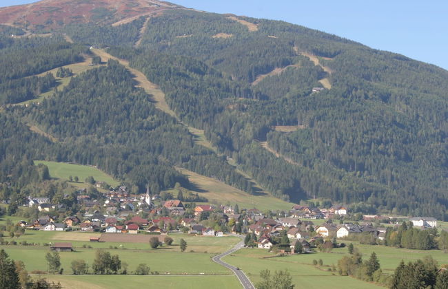 Chalet in Lungau With Sauna and hot tub - Foto 34