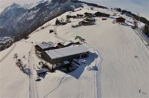 Foto 24 - Large Apartment in Kaprun Directly on the ski Slopes