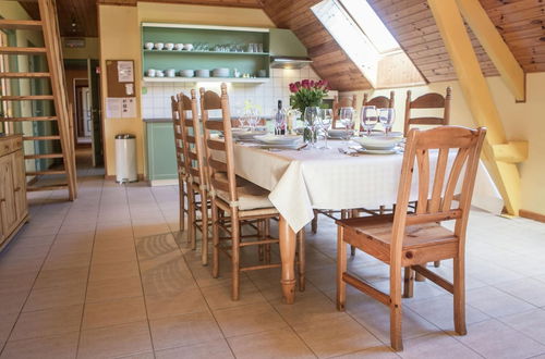 Foto 16 - Spacious, Atmospheric Upper Floor of a Farmhouse With Garden