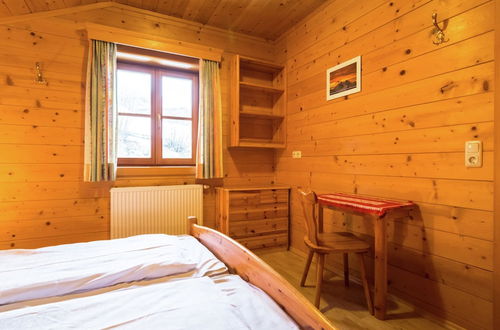 Foto 5 - Cozy Chalet With Sauna in Grossarl