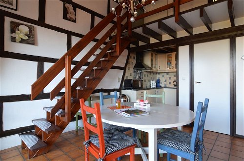 Photo 13 - Amazing Holiday Home in Stavelot With Terrace
