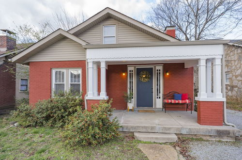 Foto 1 - Red Nashville Beauty 3BD/2BT - 12Min from Downtown