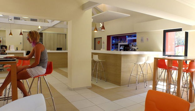 Lobby-Lounge