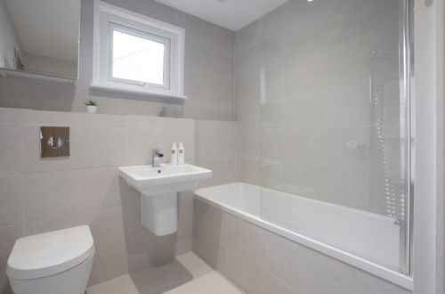 Photo 10 - The Redbanks - Contemporary - 2 Bedroom - 2 Bathroom - Apartment - Ambleside