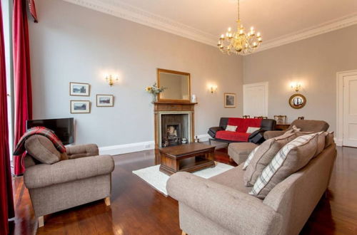 Photo 18 - Doune Terrace Apartment: Edinburgh New Town Prime Location