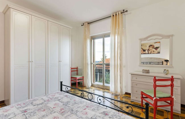 Belvilla by OYO Pleasant Apartment With Courtyard - Photo 5