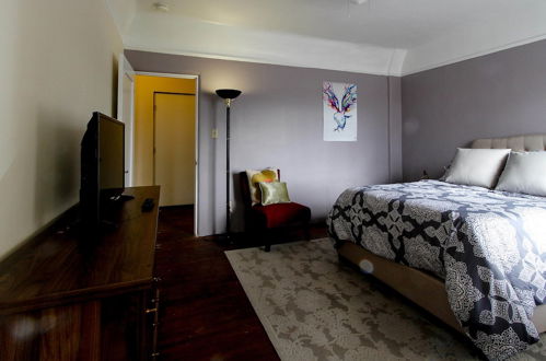 Photo 3 - Furnished Los Angeles Apartments